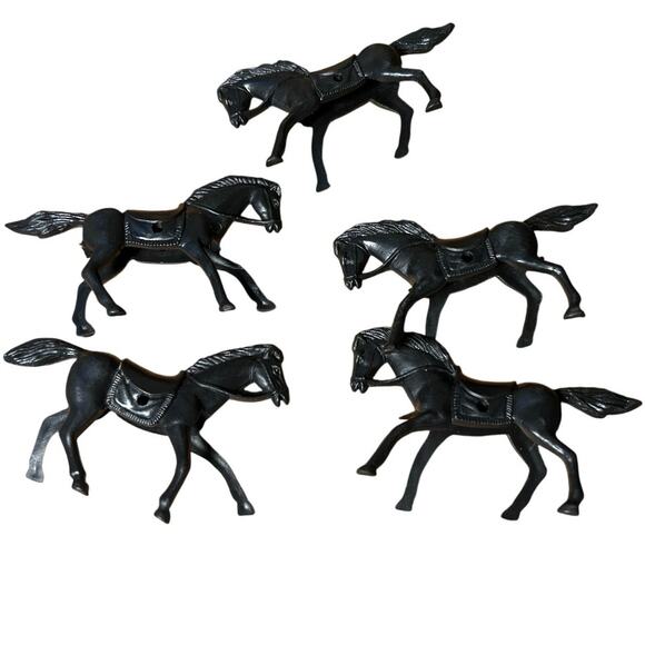 Vtg Wild West Blk Toy Horses Set 5, Plastic Miniature 3’ x 2’ inches - Picture 3 of 3